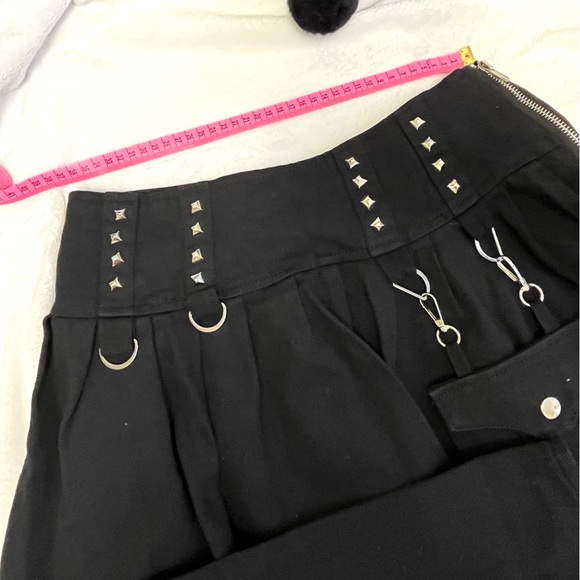 Diable Baiser ☆ pleated studded skirt set with leg warmers - Picture 7 of 11